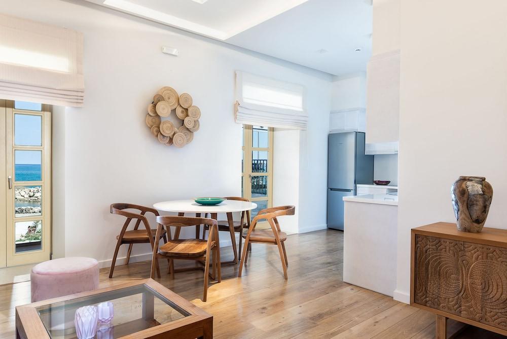 Avra Apartments Kolymbari Harbour Buitenkant foto