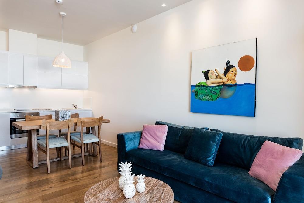 Avra Apartments Kolymbari Harbour Buitenkant foto